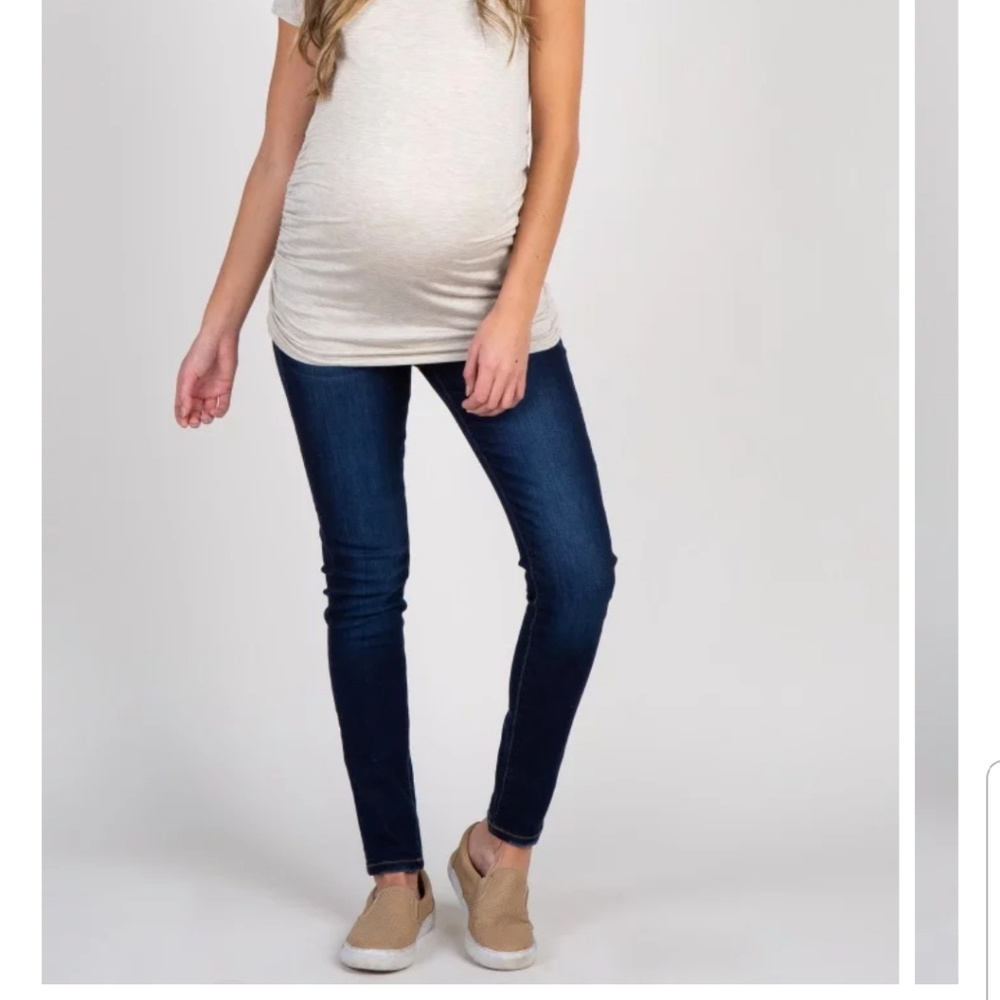 Skinny maternity jeans